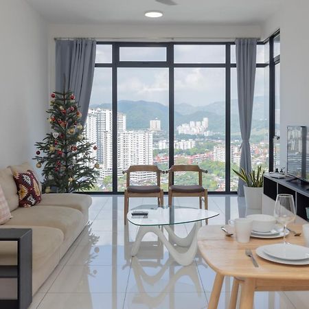 Beacon Executive Suite Penang George Town Exterior foto