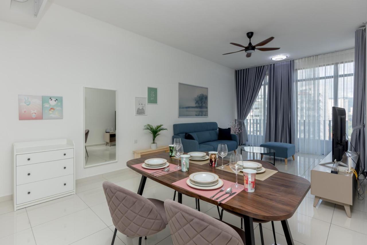 Beacon Executive Suite Penang George Town Exterior foto